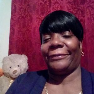 Meet your Posher, Marci